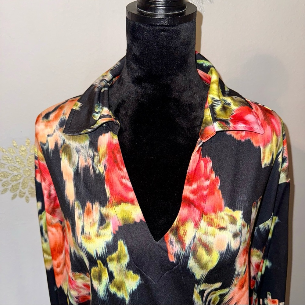 Steve Madden Women’s Black Red Green Floral Roses L/S Shirt‎ Blouse Stretchy - Picture 2 of 10